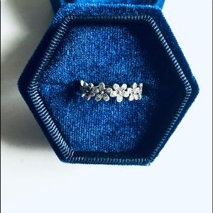 Pandora Flower Ring